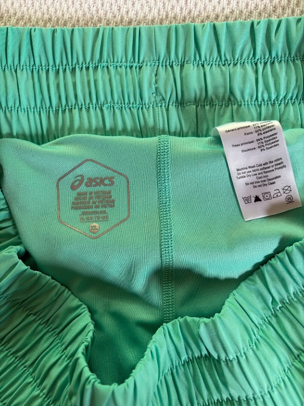 ASICS running shorts - Picture 4 of 4